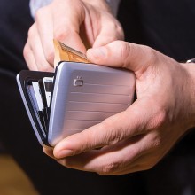 Ögon Stockholm V2 Card Holder Kartenetui RFID-safe wasserdicht Silber
