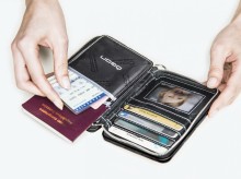 Ögon Quilted Passport Reisepassetui RFID-safe mit Münzfach Platin